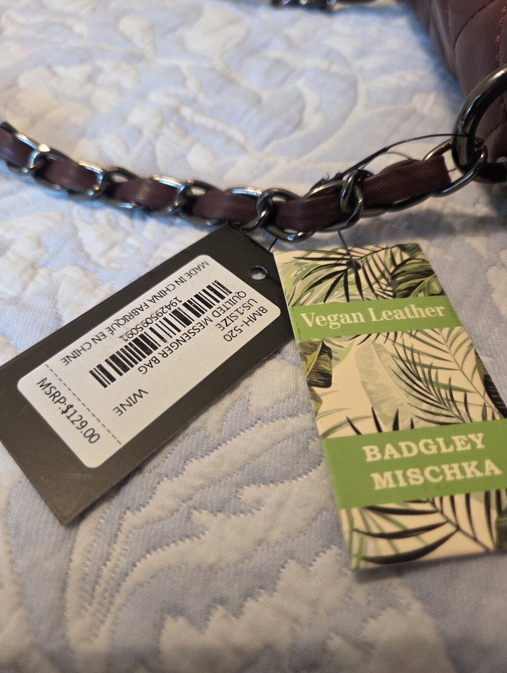 NWT Badgley Mischka Quilted Wine Crossbody Bag with Chain Strap - Picture 5 of 16